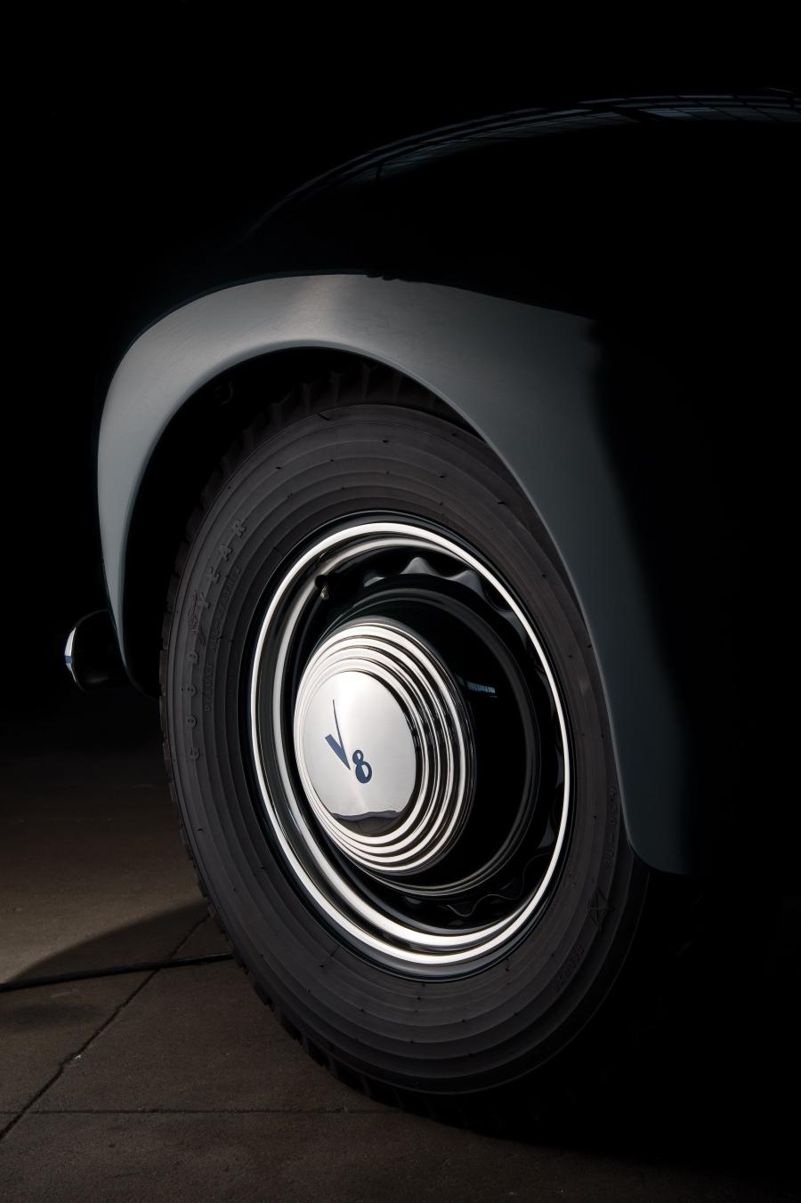  Ford DeLuxe Station Wagon 1939 года  (фото 18 из 26)